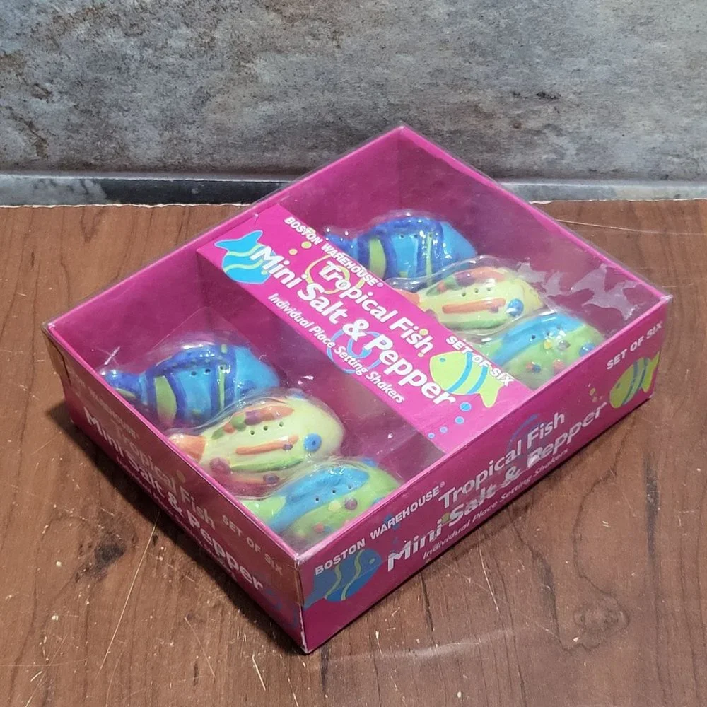 Boston Warehouse Tropical Fish Mini Salt & Pepper Shakers Set of 6 NIB
